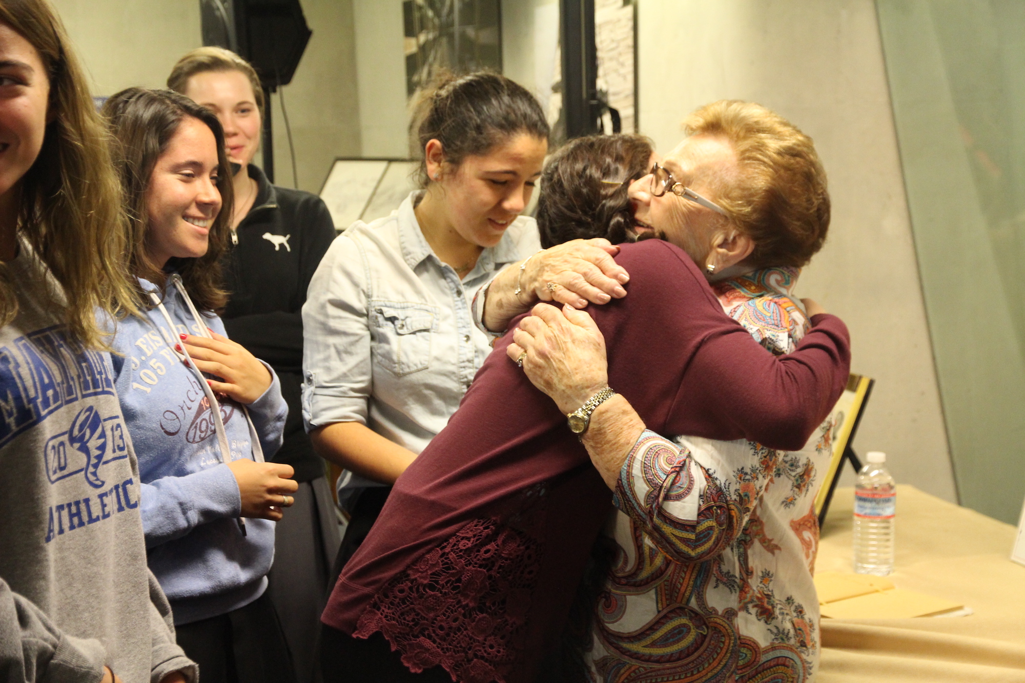 Students meet with Holocaust survivor
